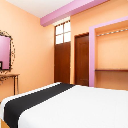Villas El Paraiso, El Rollo Tlaquiltenango 部屋 写真