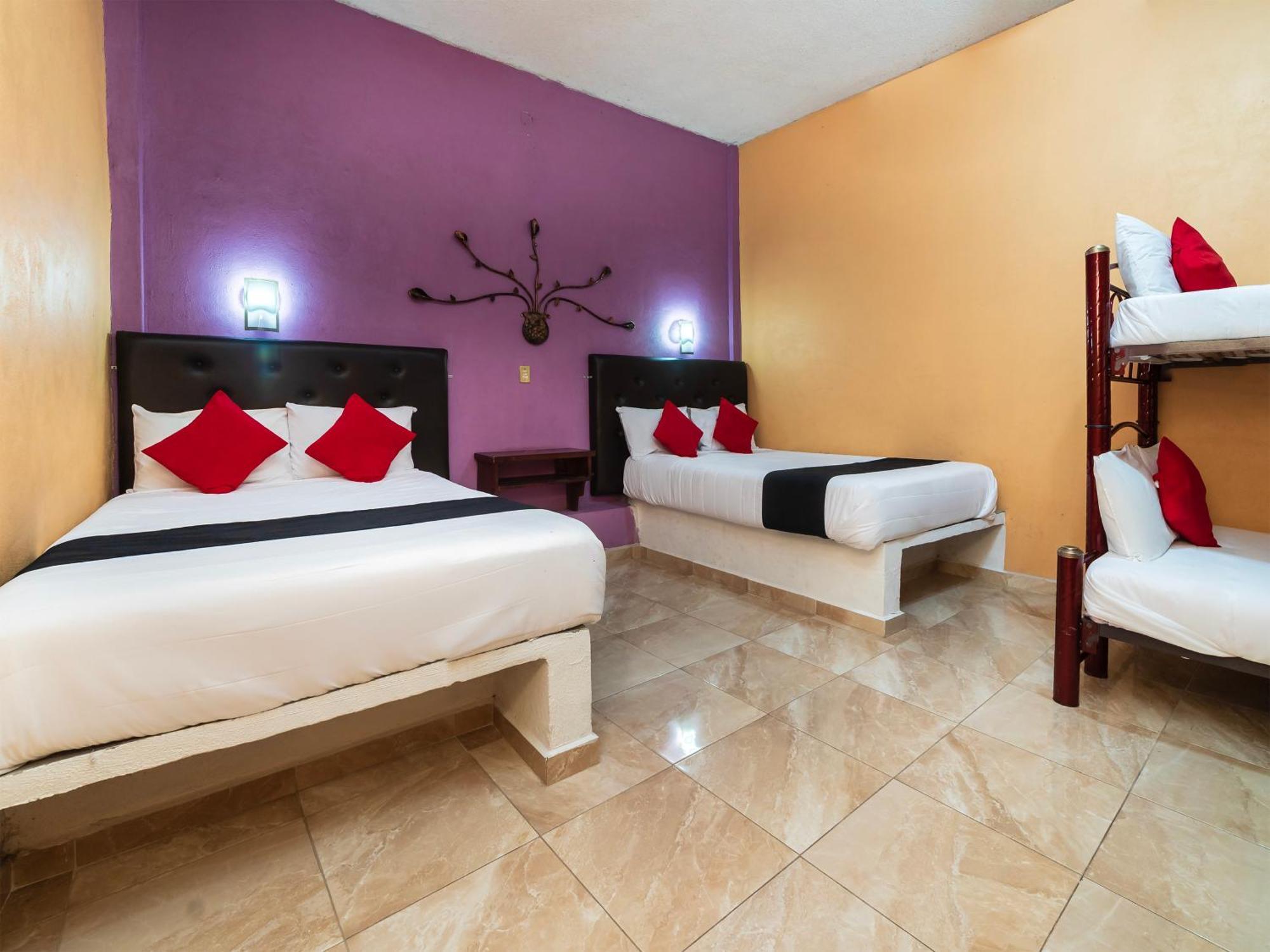 Villas El Paraiso, El Rollo Tlaquiltenango 部屋 写真