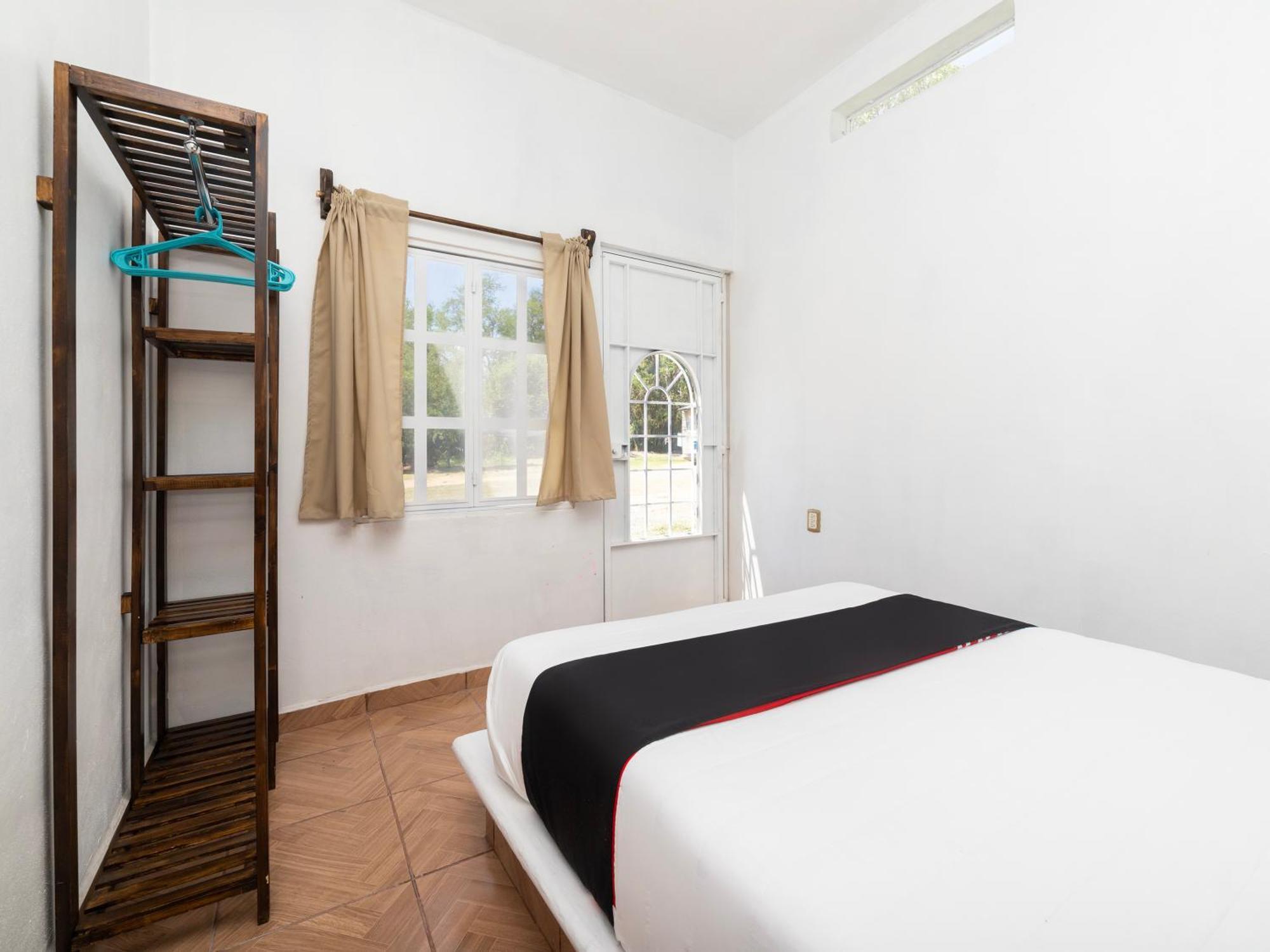 Villas El Paraiso, El Rollo Tlaquiltenango 部屋 写真